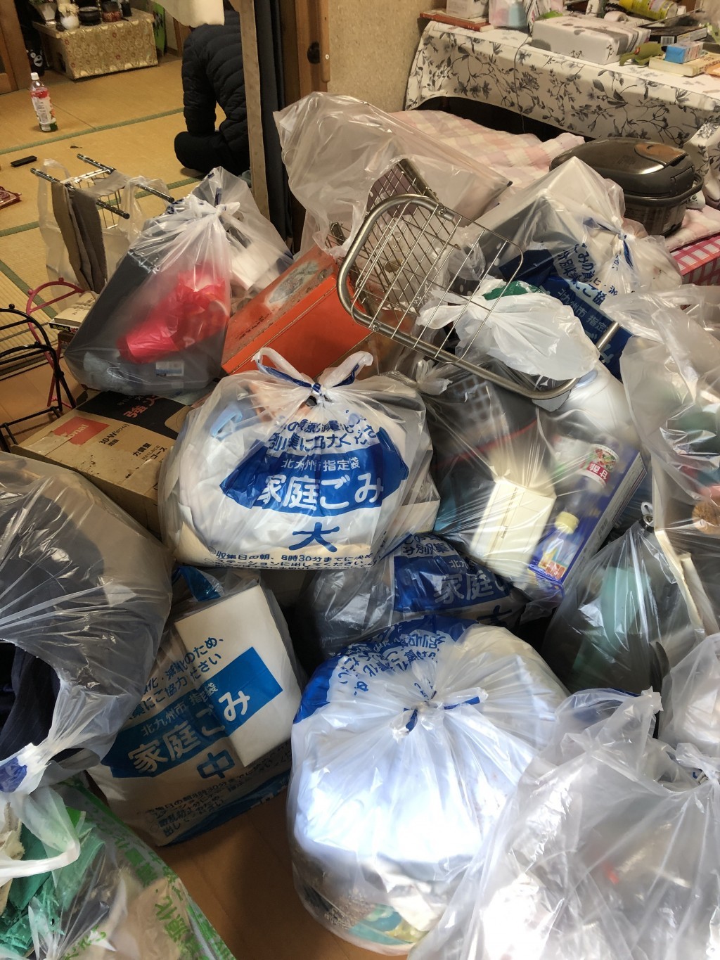 【福津市】家庭ごみの袋詰め作業と回収・処分ご依頼
