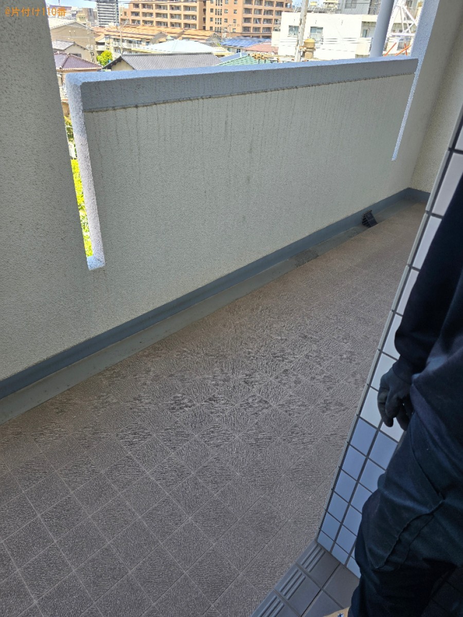 【北九州市小倉北区】タンス、婚礼タンス、衣装ケース、椅子等の回収